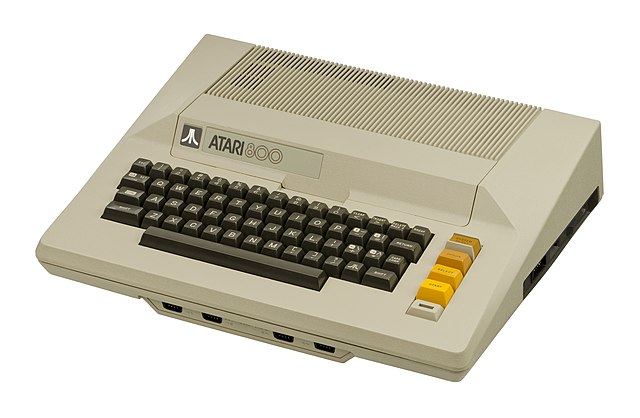 Atari 800, Evan Amos from Wikipedia